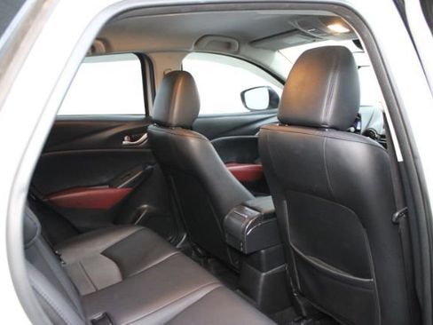 Used 2018 MAZDA CX-3 Touring FWD image 28