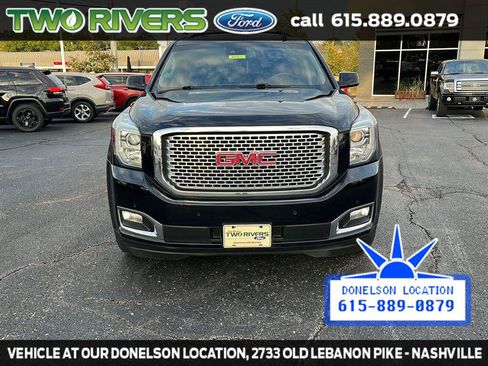 Used 2017 GMC Yukon XL Denali w/ Open Road Package AWD/4WD image 3