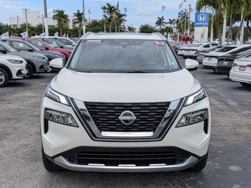 Used 2023 Nissan Rogue Platinum w/ Platinum Premium Package FWD image 2