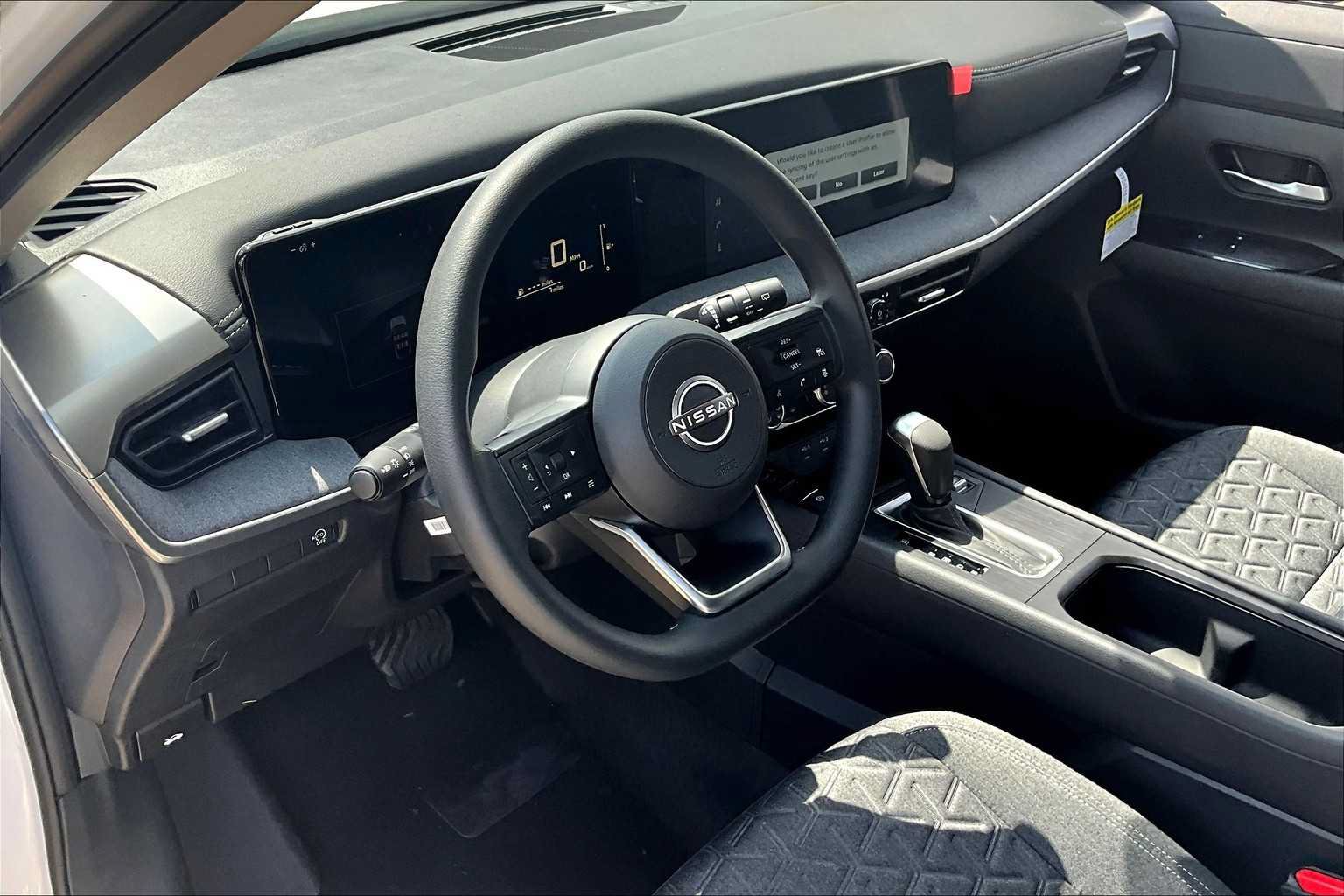 Used 2025 Nissan Kicks SV FWD image 10