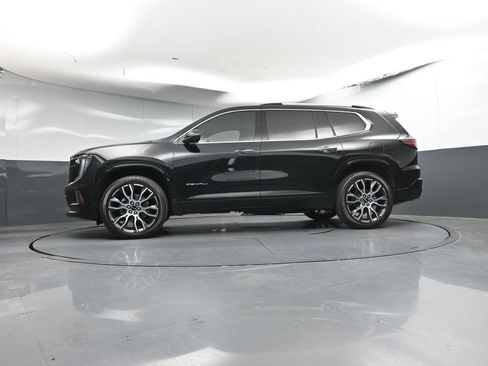 Used 2026 GMC Acadia Denali Ultimate w/ LPO, Floor Liner Package FWD image 33