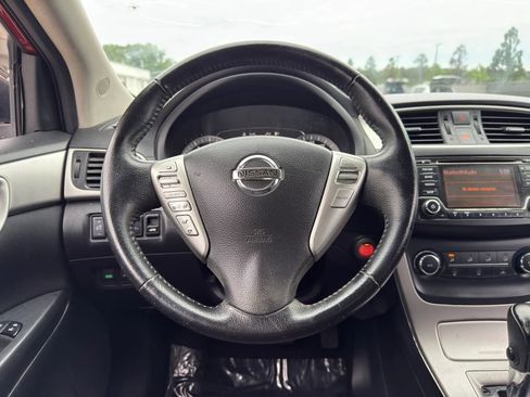 Used 2015 Nissan Sentra SV FWD image 24