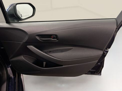 Used 2024 Toyota Corolla LE FWD image 33