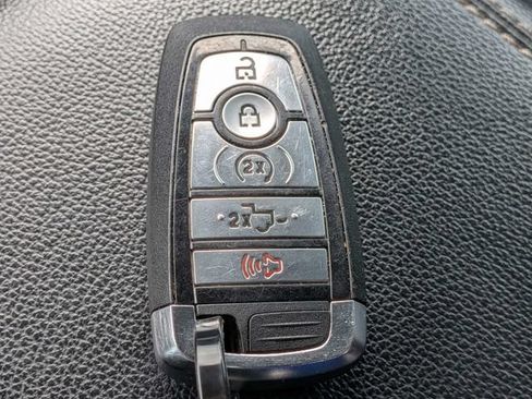 Used 2021 Ford F150 Lariat AWD/4WD image 35