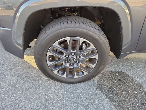 Used 2026 Toyota Tundra Limited image 29