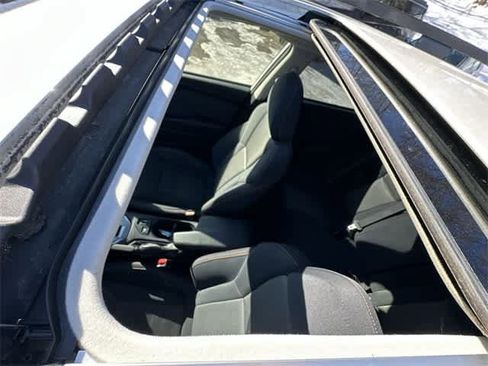 Certified 2023 Subaru Crosstrek 2.0i Premium image 6