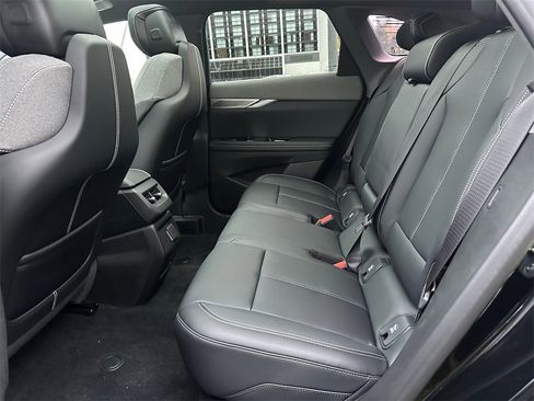 New 2026 Cadillac Optiq Sport 1 image 15