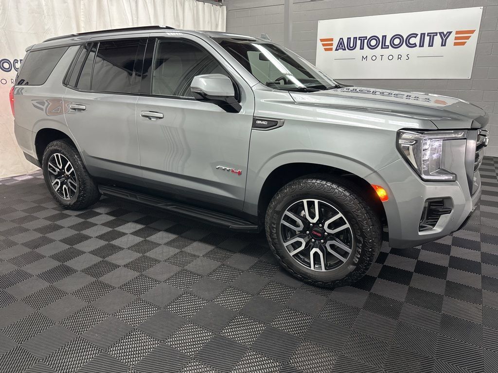 Used 2024 GMC Yukon AT4 w/ Technology Package AWD/4WD image 2