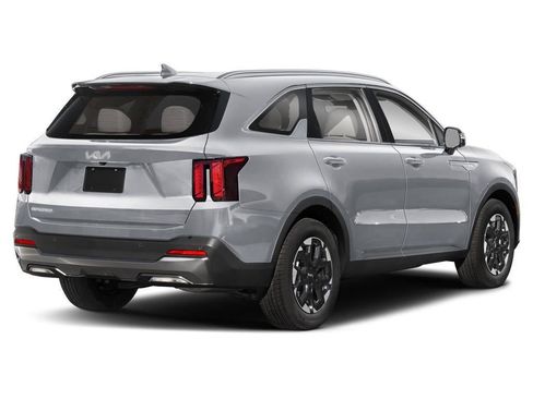 Used 2024 Kia Sorento S AWD/4WD image 2