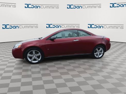 Used 2009 Pontiac G6 GT w/ Premium Package image 5