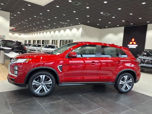 New 2026 Mitsubishi Outlander Sport SE AWD/4WD image 3