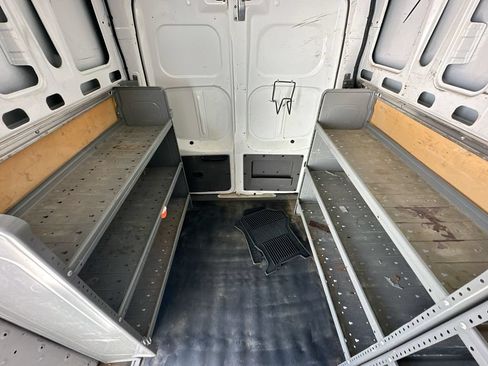 Used 2021 Nissan NV 2500 SV RWD image 12