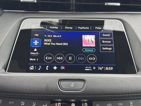 Used 2022 Cadillac XT4 Premium Luxury w/ Safety Alert Package FWD image 29