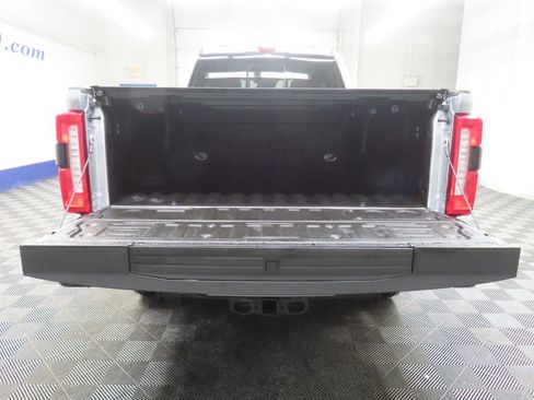 Used 2024 Ford F250 Lariat w/ Lariat Ultimate Package AWD/4WD image 47