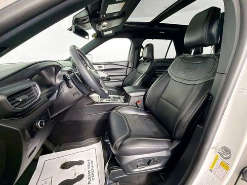 Used 2024 Ford Explorer ST w/ Technology Package AWD/4WD image 21