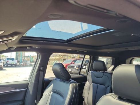 New 2026 Jeep Grand Cherokee L Limited w/ Limited Altitude Package RWD image 31