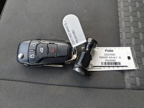 Used 2023 Ford Transit 350 XLT image 29