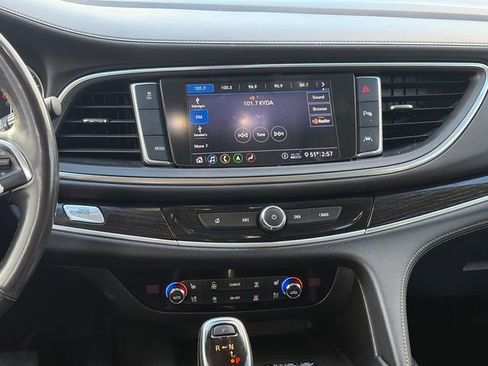 Used 2020 Buick Enclave Avenir w/ Avenir Technology Package FWD image 15