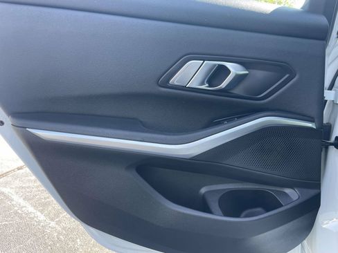 Used 2020 BMW 330i Sedan RWD image 11