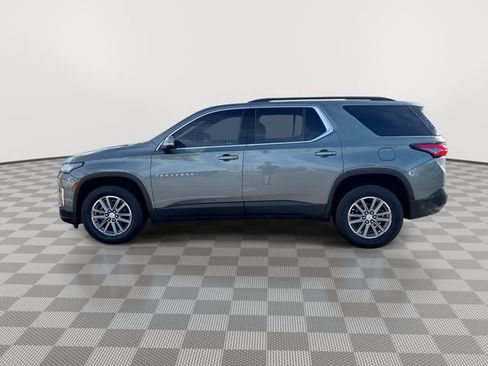 Used 2022 Chevrolet Traverse LT image 5