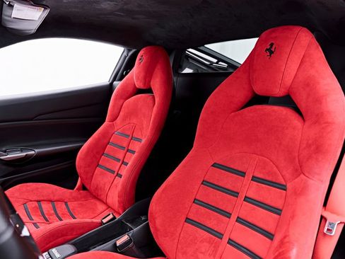 Used 2018 Ferrari 488 GTB RWD image 57