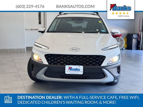 Used 2023 Hyundai Kona SEL AWD/4WD image 3