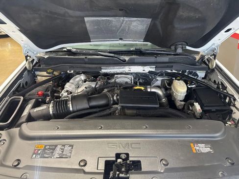 Used 2017 GMC Sierra 3500 Denali image 9