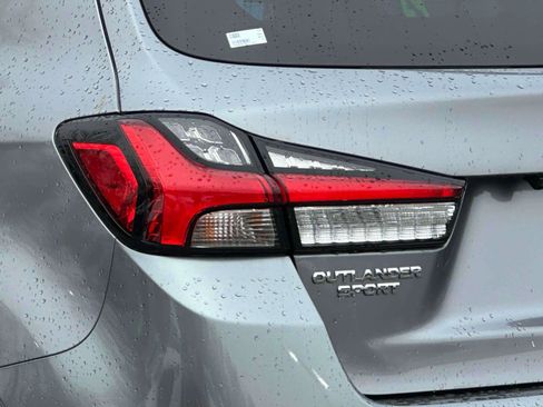 Used 2024 Mitsubishi Outlander Sport ES image 9