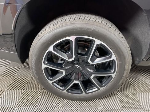 Certified 2025 Chevrolet Tahoe RST w/ Comfort Package image 14