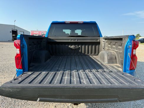 Used 2023 Chevrolet Silverado 1500 Custom Trail Boss AWD/4WD image 21