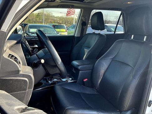 Used 2023 Toyota 4Runner 40th Anniversary SE AWD/4WD image 18
