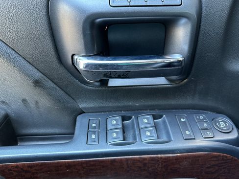 Used 2018 GMC Sierra 1500 SLT w/ SLT Premium Package image 11