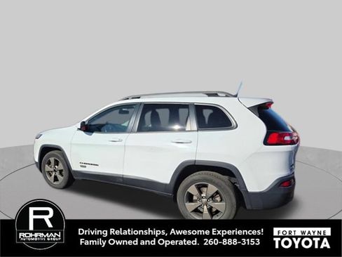 Used 2016 Jeep Cherokee 75th Anniversary AWD/4WD image 5