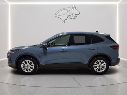 Used 2026 Ford Escape Active FWD image 2