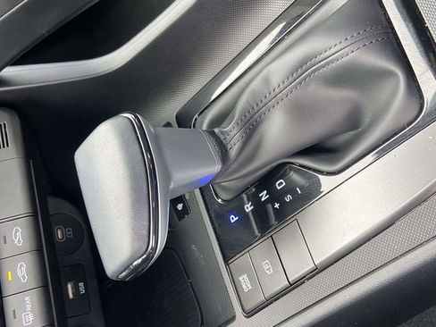 Certified 2025 Hyundai Elantra Sport FWD image 21