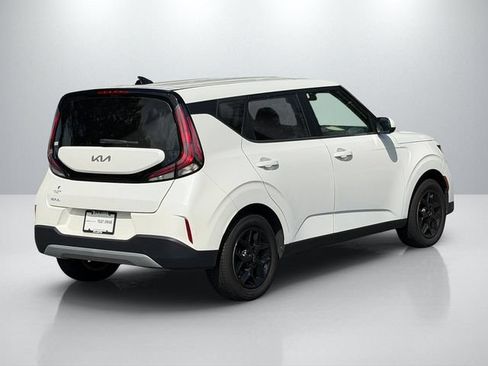 Certified 2024 Kia Soul LX w/ Option Group 015 FWD image 7