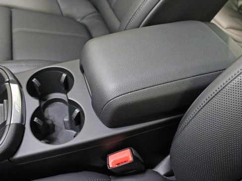 Certified 2026 Porsche Macan S image 31