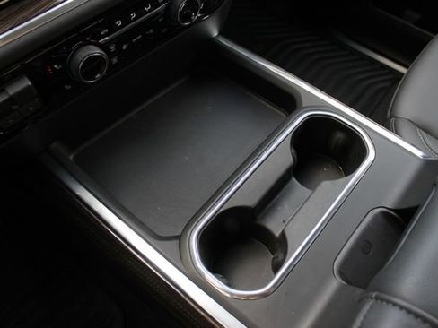 Used 2026 Chevrolet Silverado 3500 LT AWD/4WD image 16