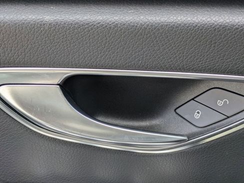Used 2021 Mercedes-Benz E 350 4MATIC Sedan image 11