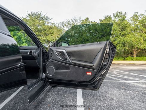 Used 2010 Nissan GT-R Premium AWD/4WD image 56