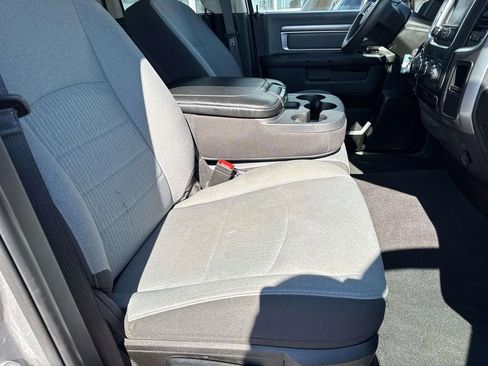 Used 2024 RAM 1500 Classic SLT image 10