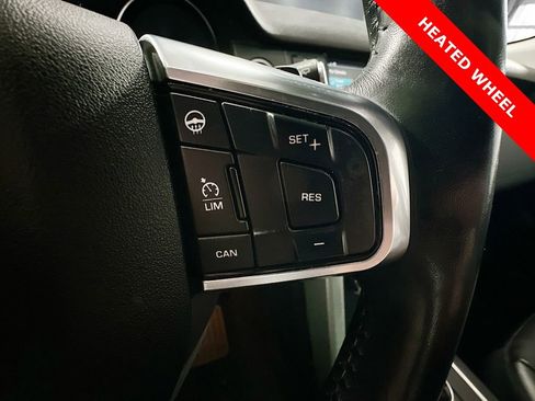 Used 2018 Land Rover Discovery Sport HSE image 36