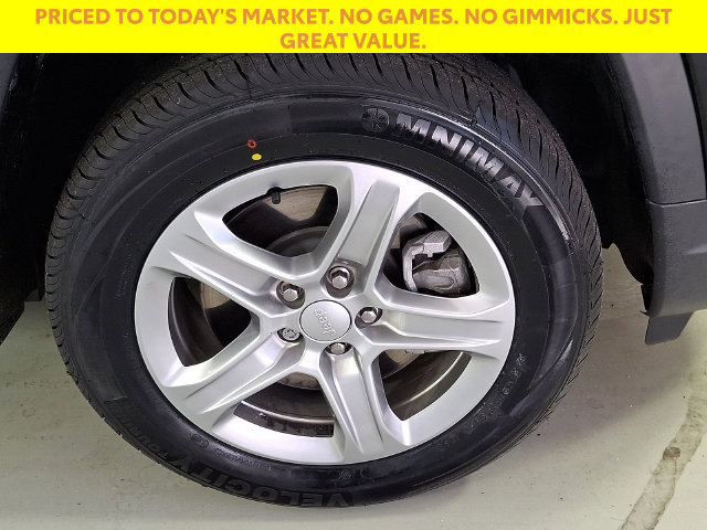 Used 2024 Jeep Compass Sport AWD/4WD image 9