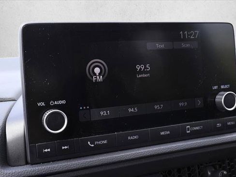 Used 2025 Honda CR-V LX image 17