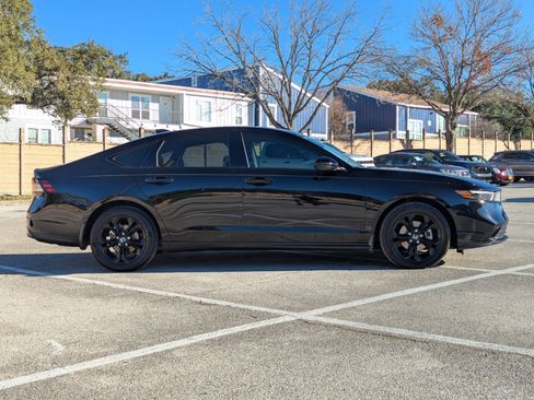 Used 2025 Honda Accord SE image 3
