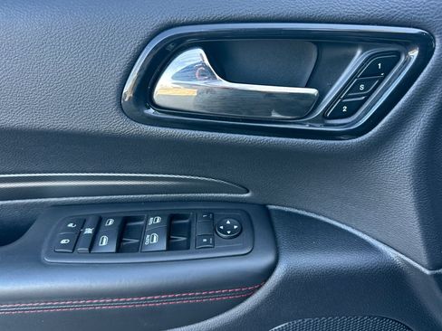 Used 2024 Dodge Durango GT RWD image 11