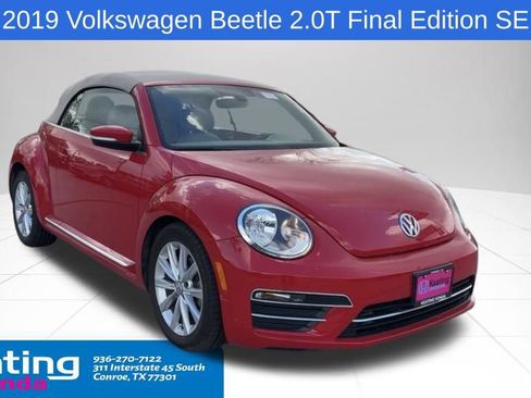 Used 2019 Volkswagen Beetle 2.0T SE image 1