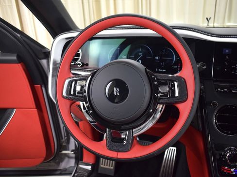 New 2026 Rolls-Royce Cullinan Black Badge image 27