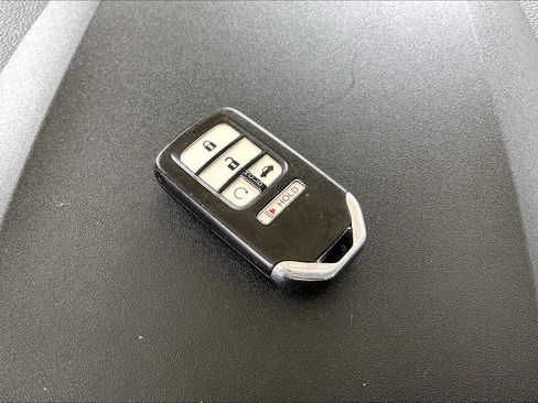 Used 2018 Honda Civic EX-L image 32