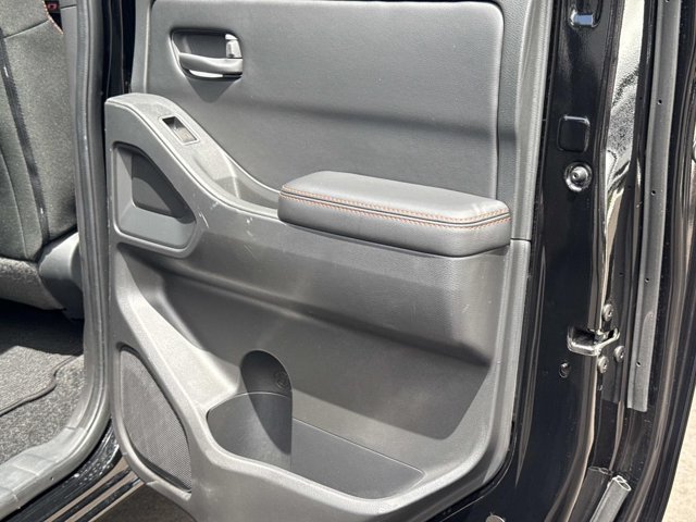 Used 2026 Nissan Frontier PRO-4X AWD/4WD image 18